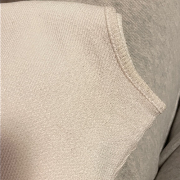 Ivory Ribbed Cutout Crop Top - Picture 6 of 7